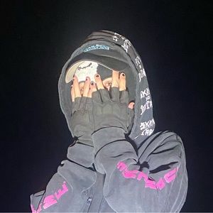 Meet your Posher, Ayden